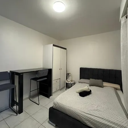 アパート Small Just Few Steps To Monaco ボーソレイユ