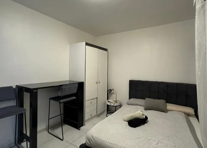 Apartment Small Just Few Steps To Monaco Beausoleil